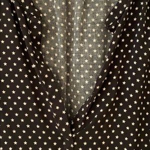 GAP Tops - Black and white star Top GAP Tops - Black and white star Top